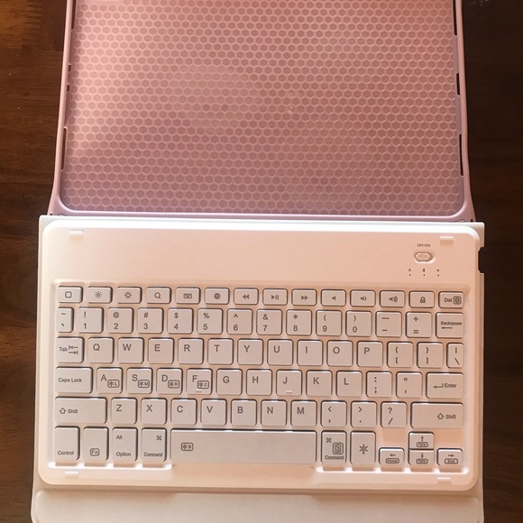 Inateck iPad Pro 11 Case with Keyboard 2021/2020/2018- NWT - Picture 2 of 5